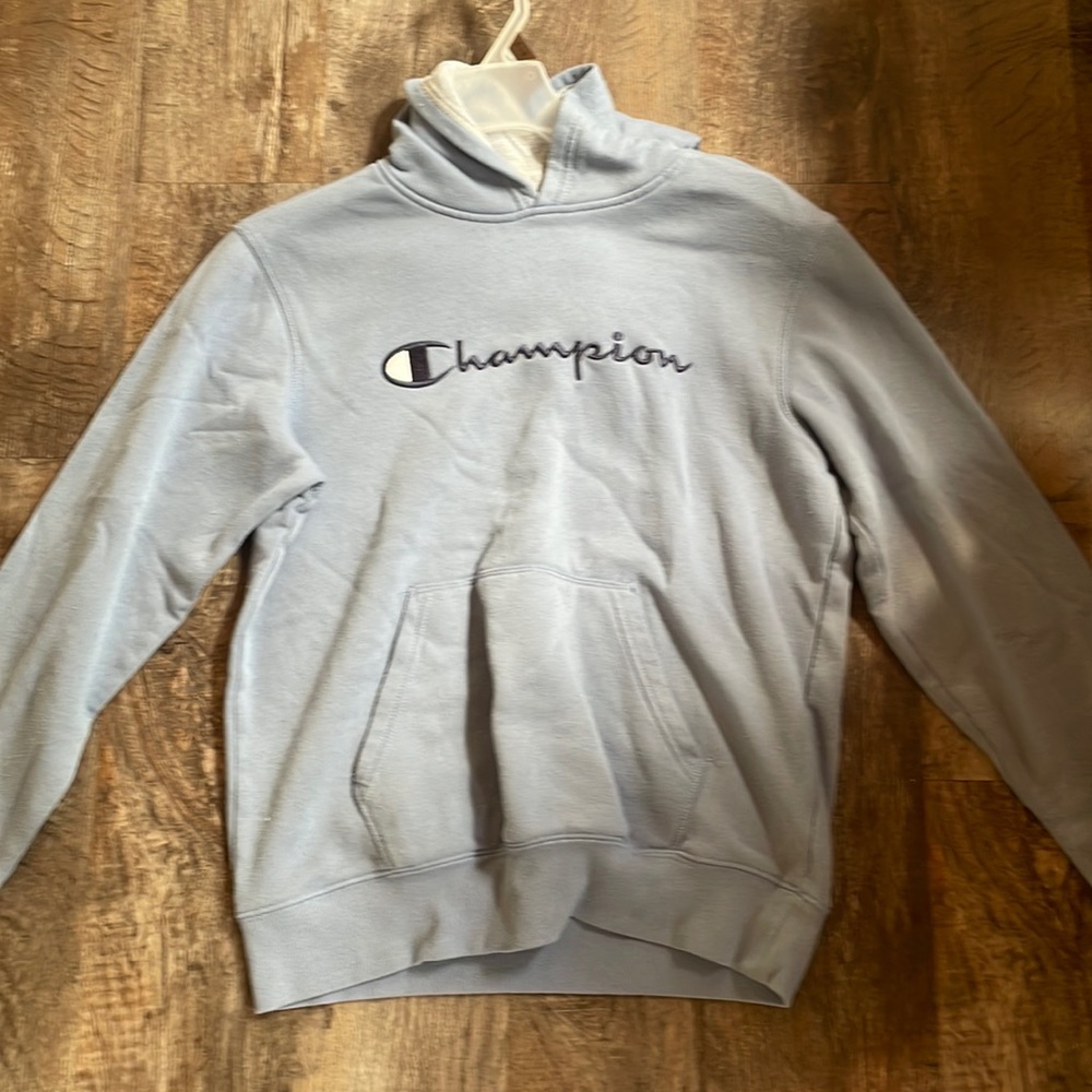 boys. champion sweatshirt